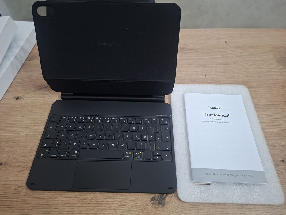 Husa cu tastatura pentru  IPad