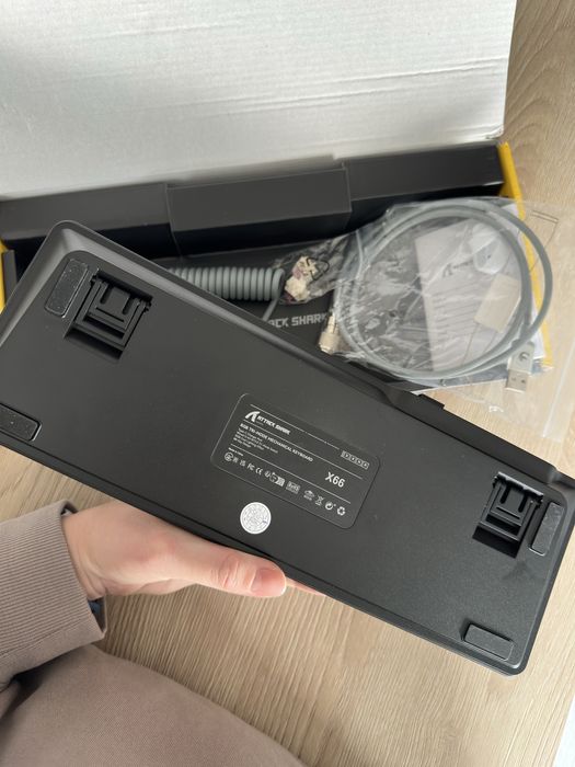 Tastatură mecanică wireless Attack Shark X66