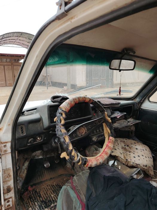 Нива 1989 10 млн сум