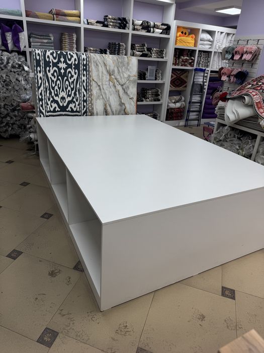 Стол 1,80 на 2,70