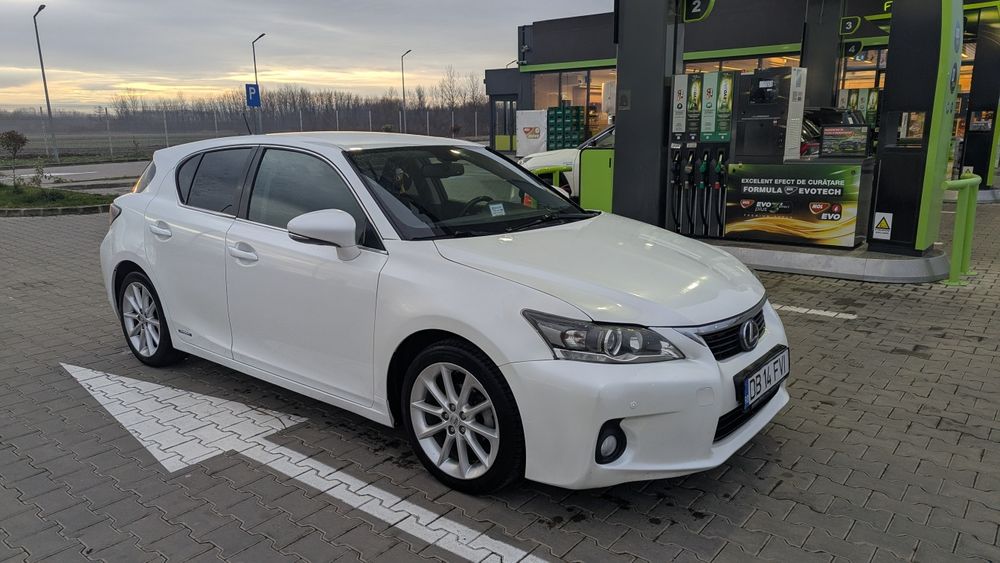 Lexus CT 200h Toyota Auris Prius Corolla hibrid hybrid