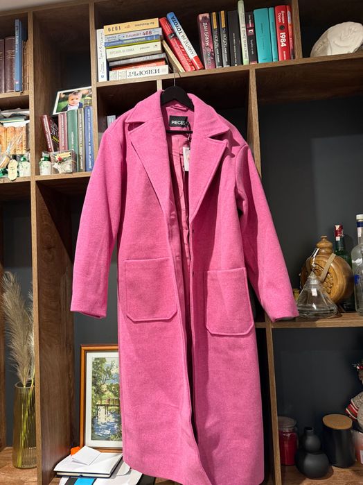 Ново палто с етикет