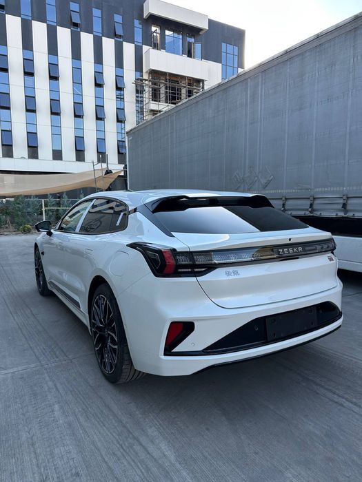 Zeekr 001 you z sport 2025
