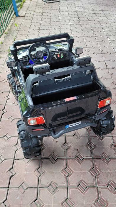 Детская машинка на пульте Hummer