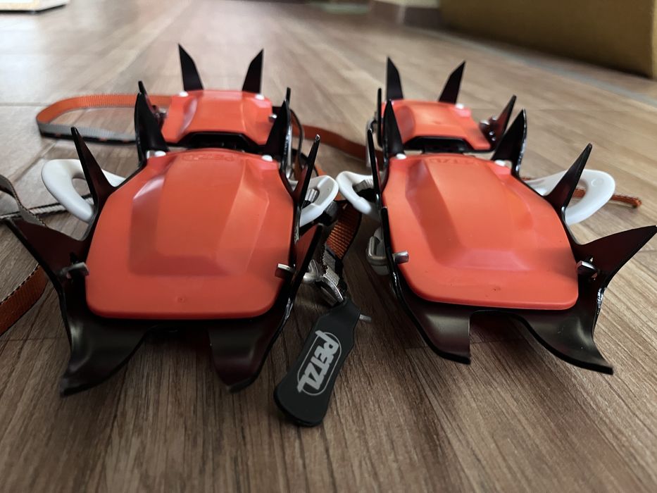 Котки Petzl Vasak