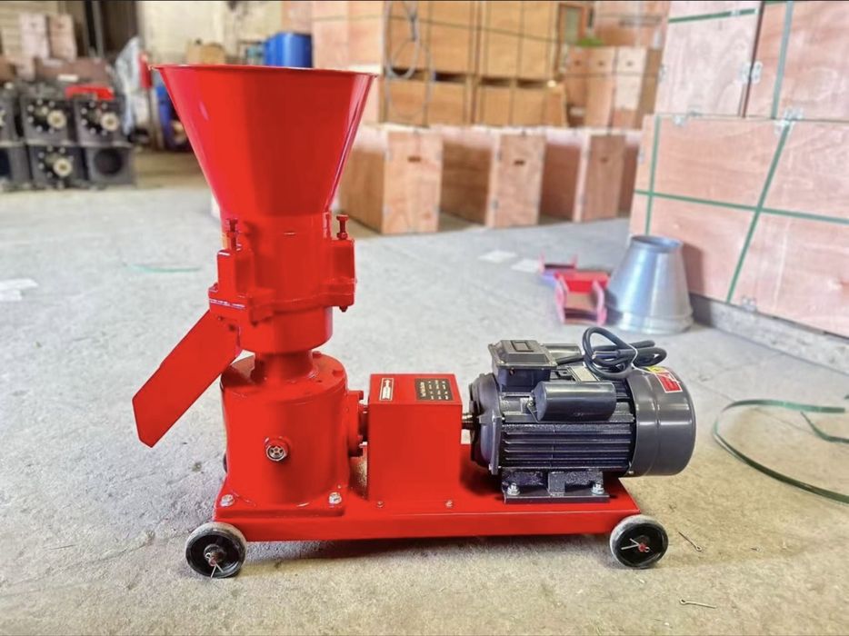 Granulator XITOY ZAVOD kombikorm yem ishlab chiqaradigan uskuna