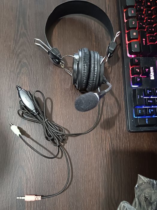 нови слушалки различни видове