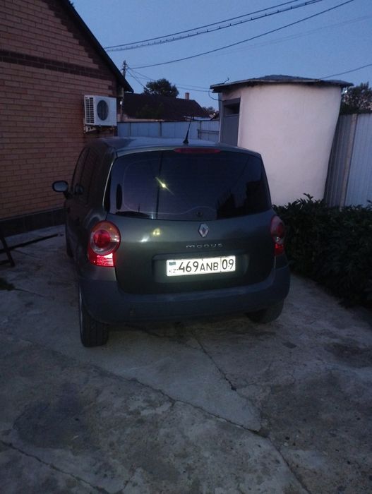 Renault Modus в хорошем состоянии.