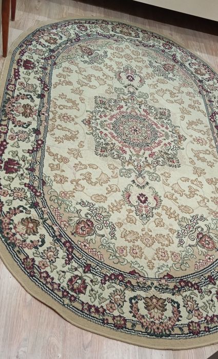 Ковер овальный б/у