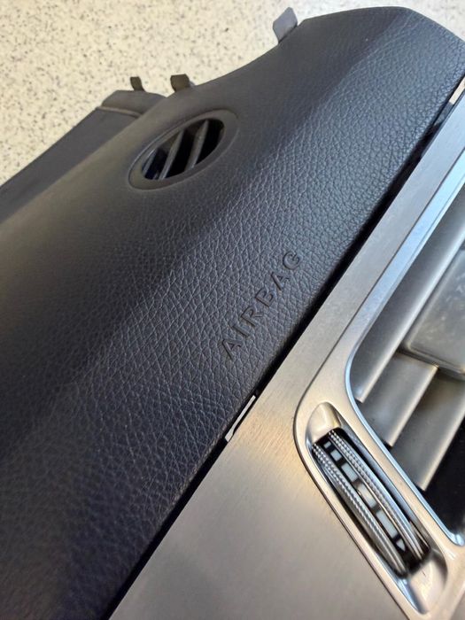 Plansa bord mercedes w212 facelift
