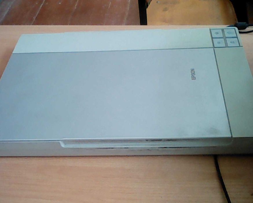 Принтер hp 1000 ва  Epson сканер