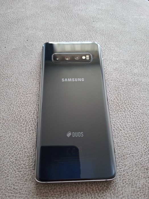 Продам Самсунг с10