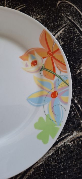 Основни и дълбоки чинии