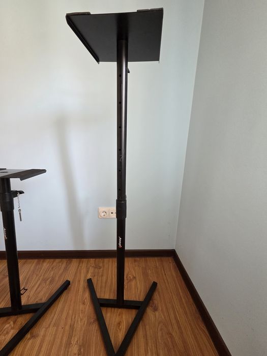 Standere monitoare Audibax