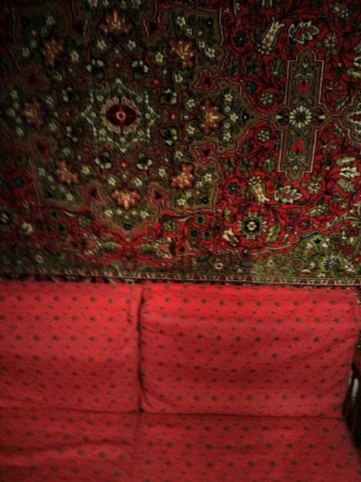 Сдаётся одна комната в двухкомнатной квартире.