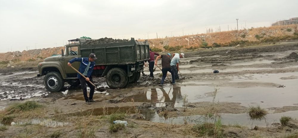 Мы доставляем различные строительные товары из дома и доставляем строи