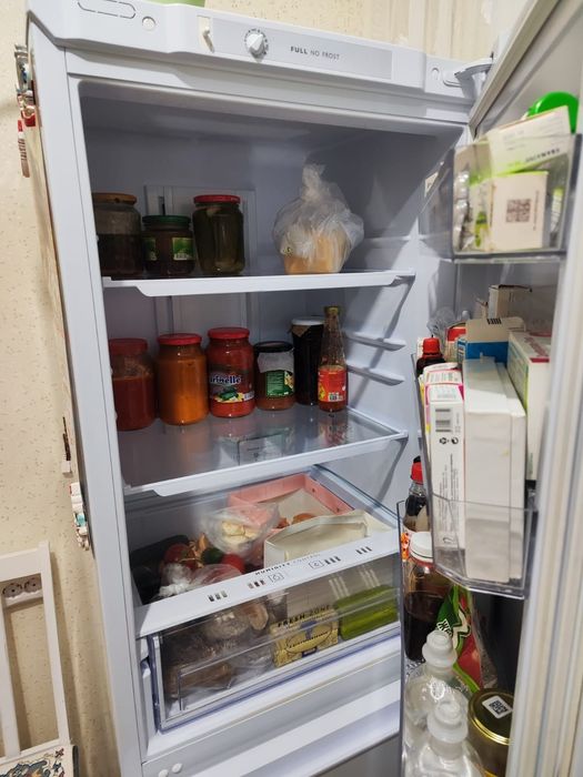 Продам холодильник