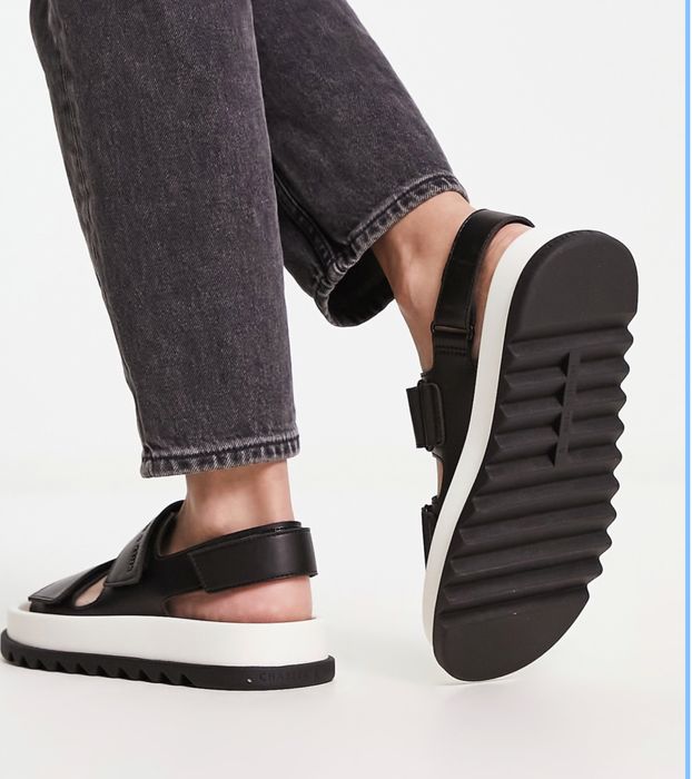 сандалии Charles & Keith