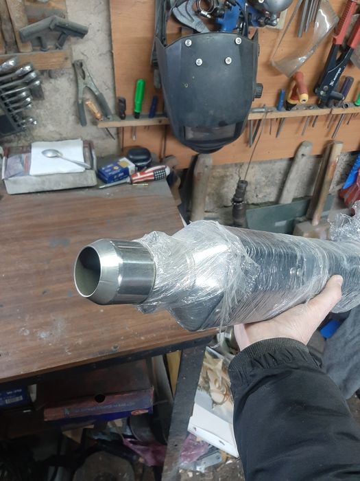 Продам  выхлопную  банку глушитель