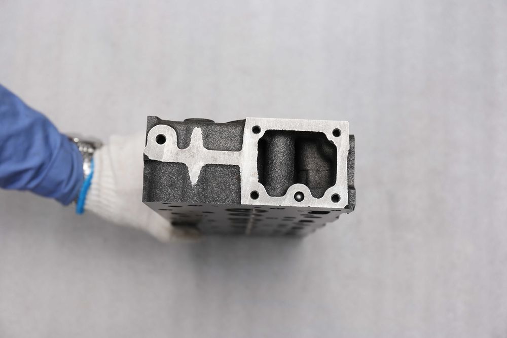 Chiulasa motor Kubota V1305 - Piese de motor Kubota