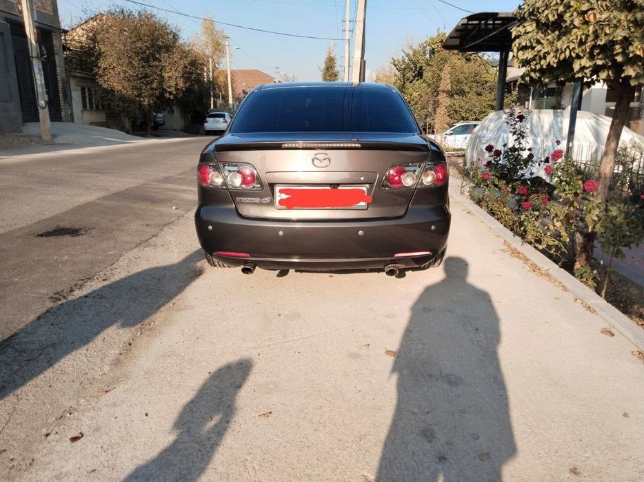 Продаётся машина Мазда 6