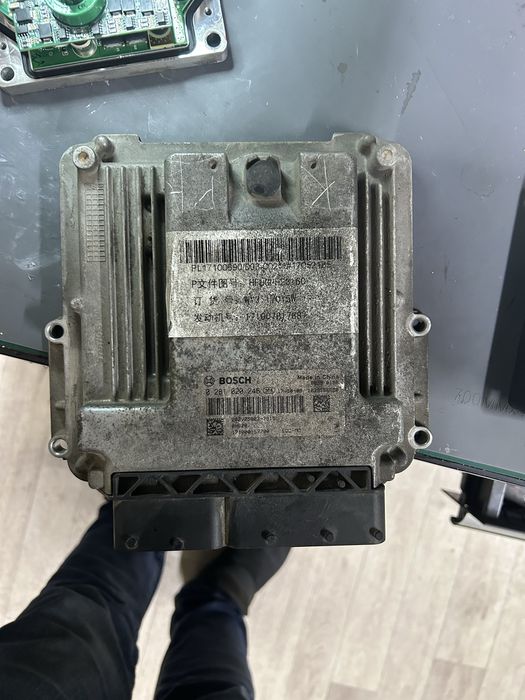 Продам блоки эбу едс7 BoscH edc