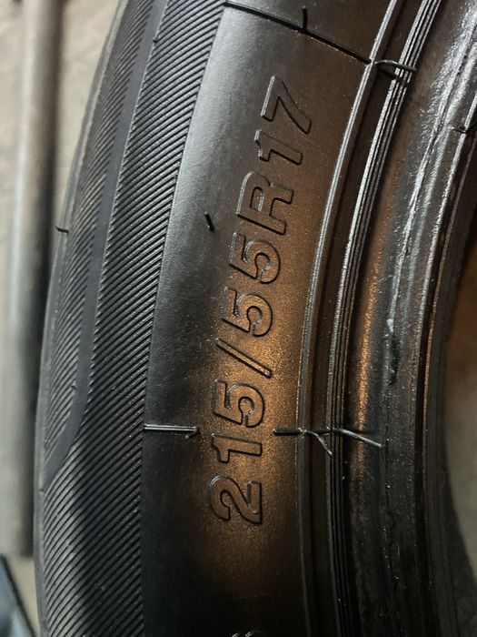 Продам резину 215/55/17-1балон