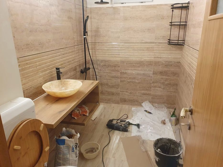 Amenajari interioare, sanitare si electrice