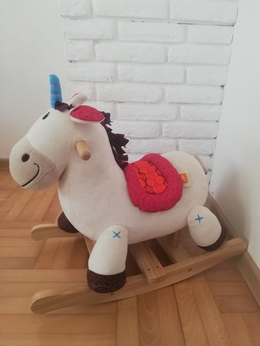 Люлеещо детско конче - еднорог