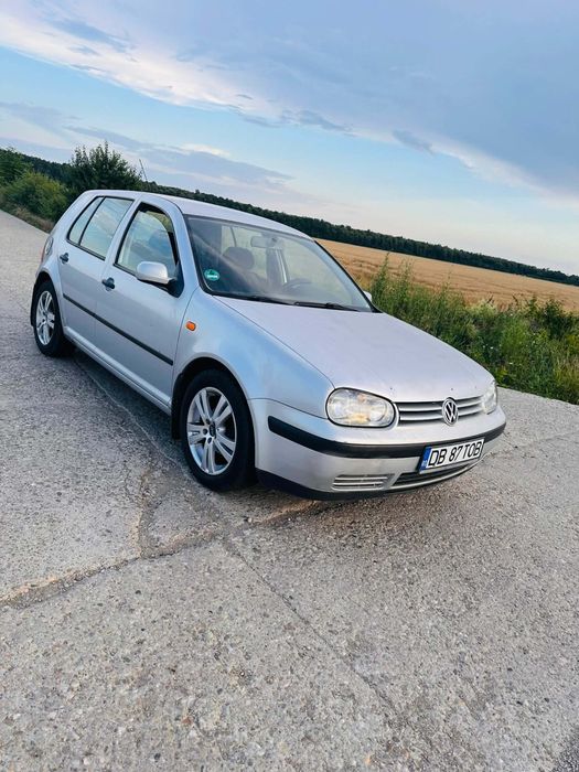 VOLKSWAGEN Golf 2000 — imagine 2