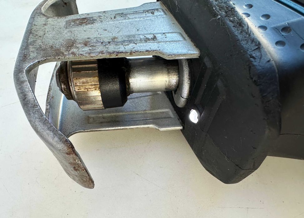 BOSCH GSA 18 V-Li C - Акумулаторен саблен трион 2x18V 4.0Ah