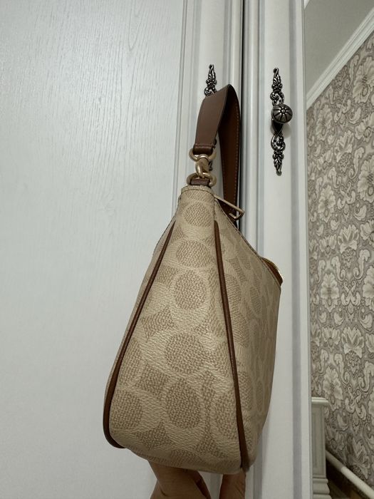 Сумочка кроссбоди Coach
