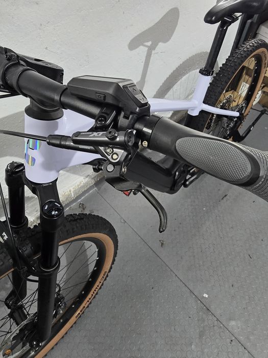 Електрически велосипед e-bike  cube reaction hybrid slt bosch smart