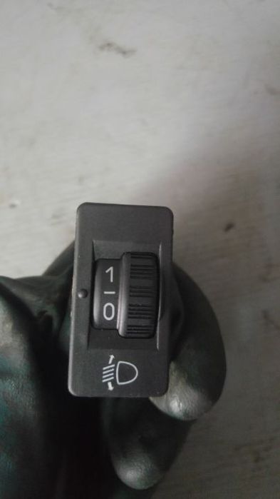 Buton reglaj faruri peugeot partner 2005-2008 96384422xt ⭐⭐⭐⭐⭐
