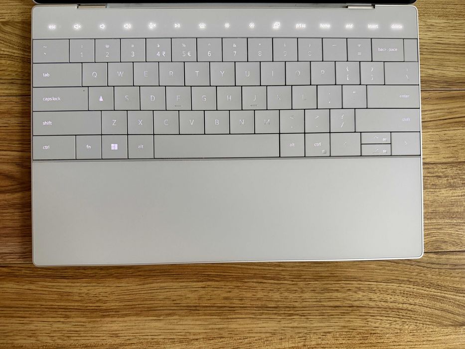 4k UHD+ Touch Dell XPS 9320`Core i7 1260P 16GB LPDDR5 512GB NVMe Като Нов