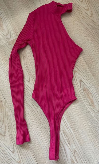 Дамско боди Бершка