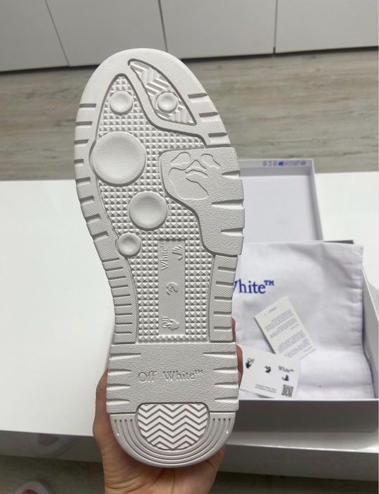 Off white office
