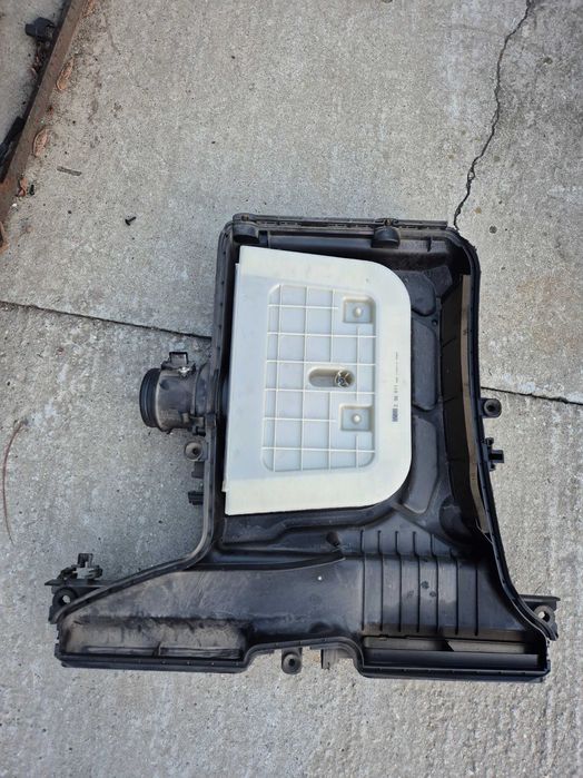 Carcasa filtru aer Audi Q8 Q7 Touareg CR 4M0133837F