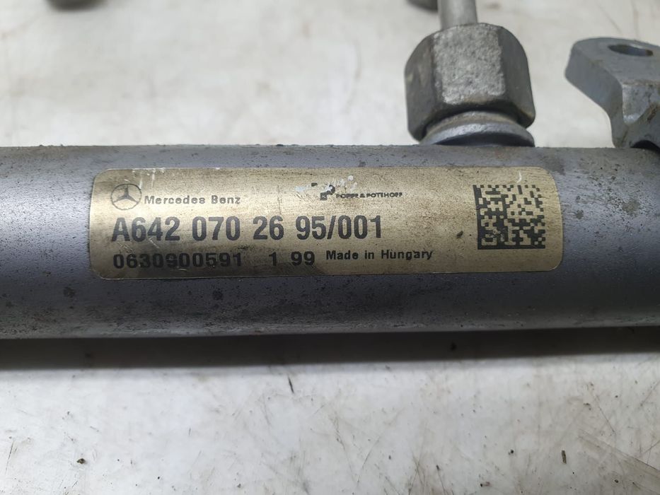 Rampa injectoare 3.0 v6 om642 a6420702695 Mercedes-Benz GLK-Class X20