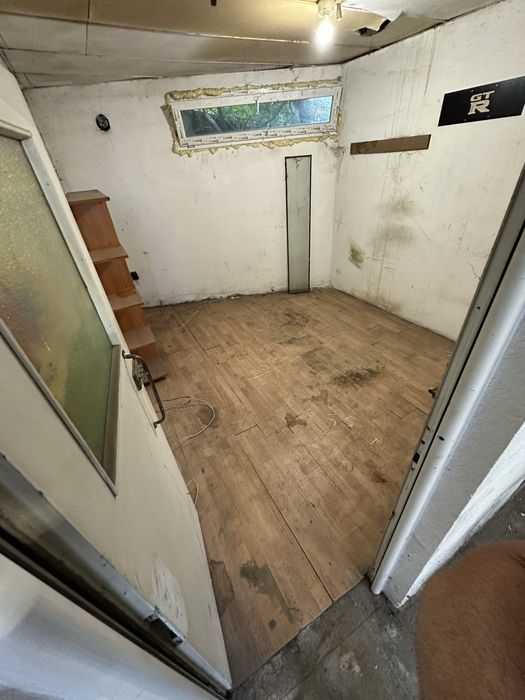 Дава се под наем Гараж / Паркомясто в София, Модерно предградие - 115 кв.м за 433.5 € - Снимка #10