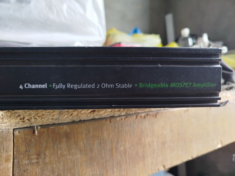 Продам Усилитель