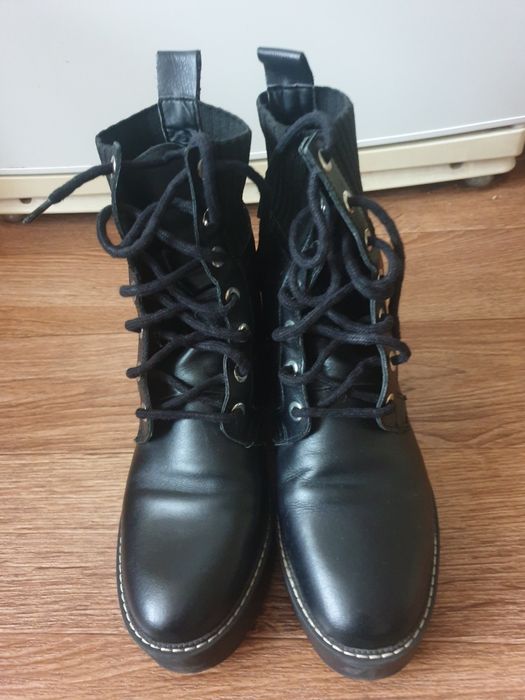 Ботинки женские 38 размер