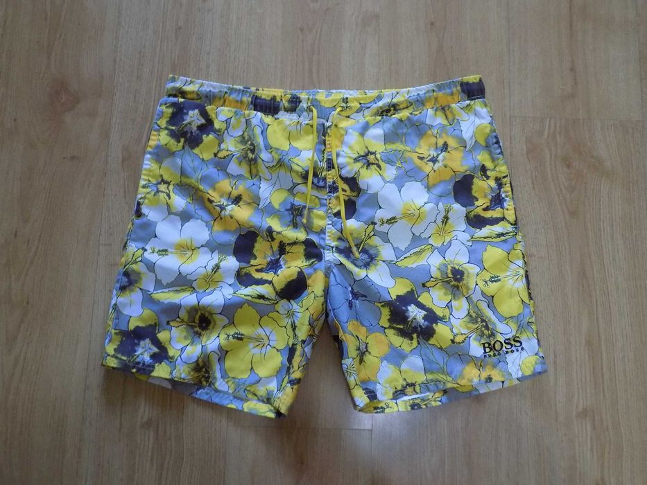къси панталони hugo boss шорти гащета бански плажни оригинални мъжки S
