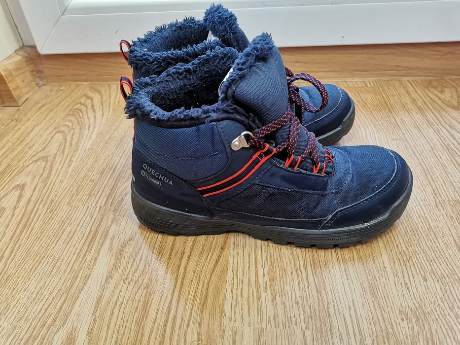 Детски непромукаеми зимни боти