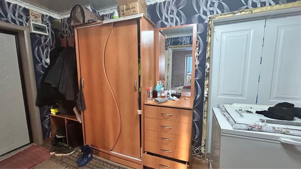 Продам прихожую