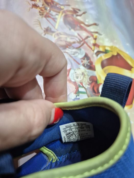 Сандали на Adidas 29 размер