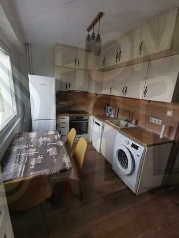 Дава се под наем Двустаен апартамент в София, Люлин 6 - 74 кв.м за 598.23 € - Снимка #3