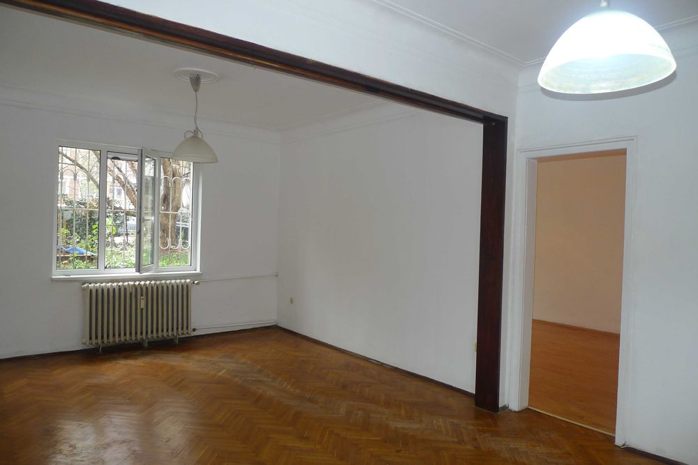 Продава се Двустаен апартамент в София, Център - 85 кв.м за 1680 €/кв.м - Снимка #2