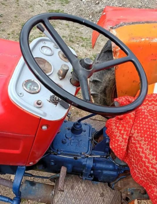 Vând Tractor Fiat 415