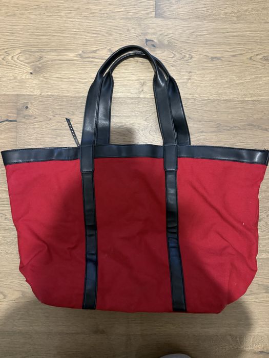 Victoria’s secret чанта 2 броя - червено и черно I tote bag